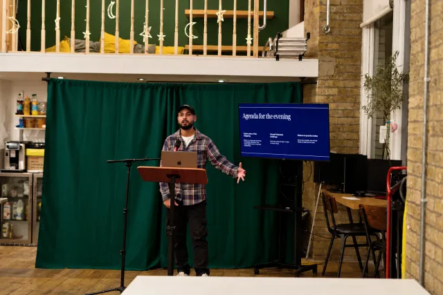 Furquan presenting at the Vibe Designing workshop at Hulm Club