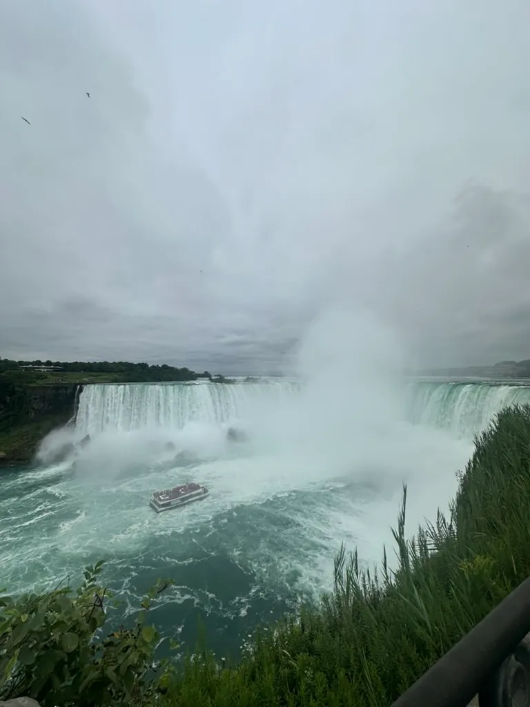 📍 Niagara Falls, Canada · Horseshoe Falls in the mist